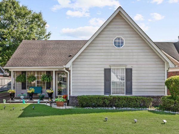 8063 GERMAN CREEK DR, Memphis, TN 38018