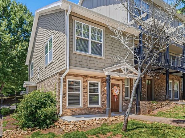 3950 Cherokee Woods Way, Knoxville, TN 37920