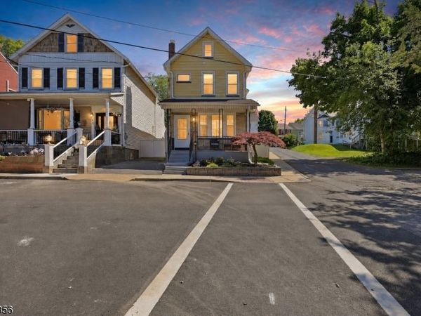 69 Harris St, Phillipsburg, NJ 08865