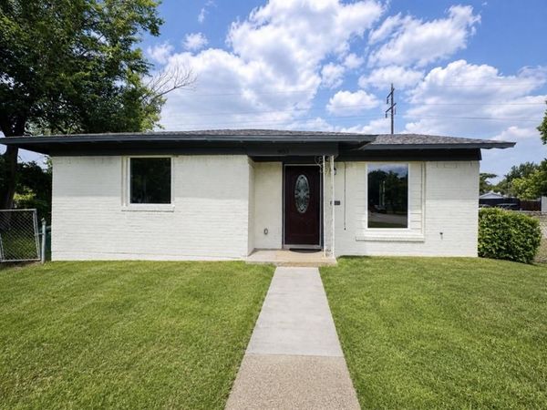 803 Powell Circle , Mesquite, TX 75149