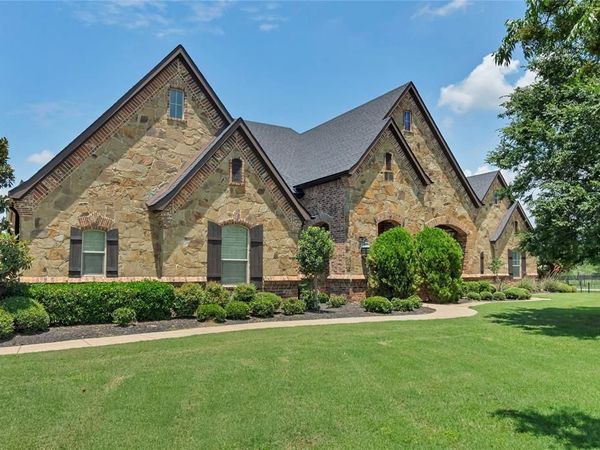 6412 Preferred Drive, Fort Worth, TX 76179