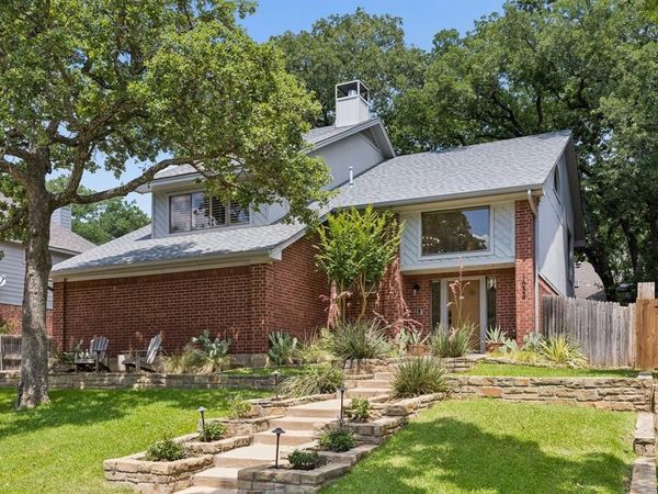 1024 S Aspenwood Drive, Grapevine, TX 76051