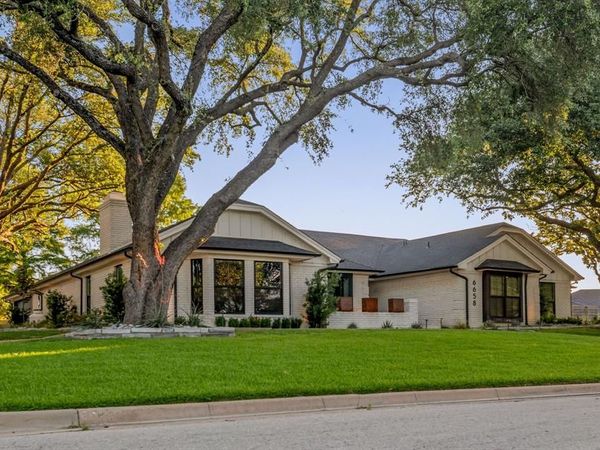 6658 Mike Lane Court , Fort Worth, TX 76116
