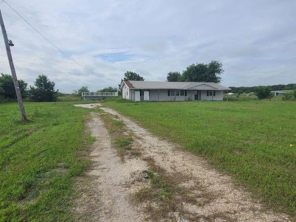 1930 Downsville Road, Robinson, TX 76706