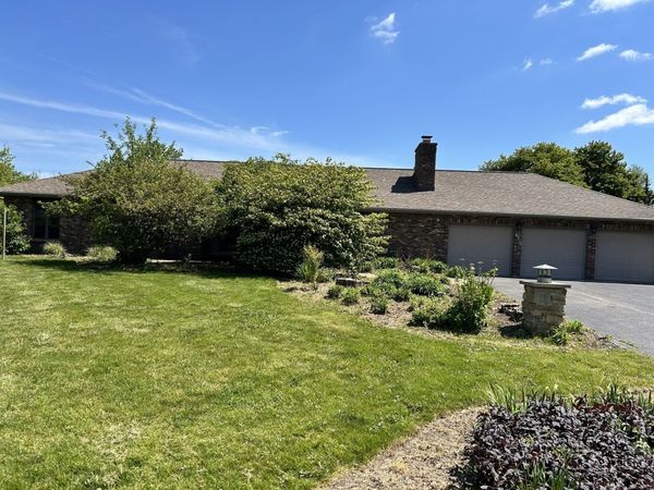 412 Bramble Lane, Deer Park, IL 60010