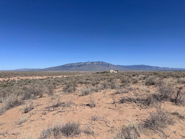 Buckskin Court , Rio Rancho, NM 87144