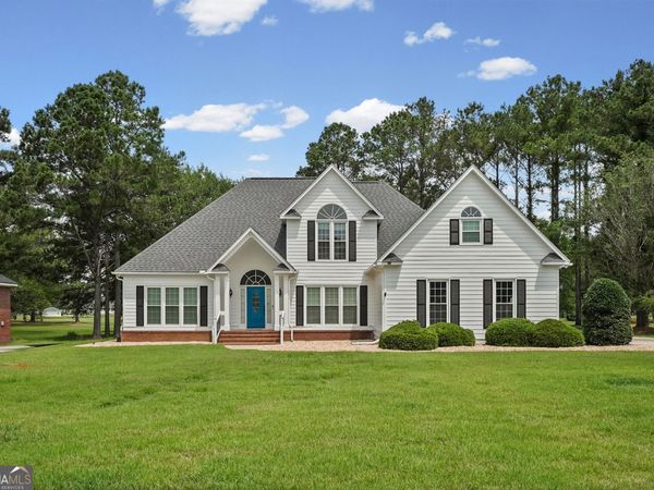1007 River Pointe Drive, Albany, GA 31701