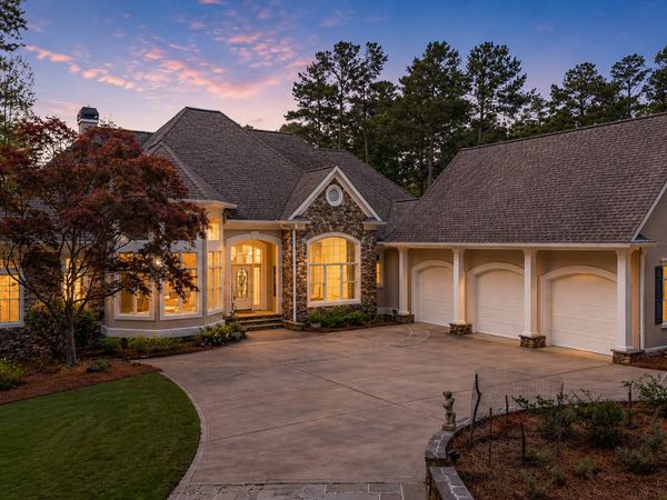 1121 Parrotts Cove Road, Greensboro, GA 30642