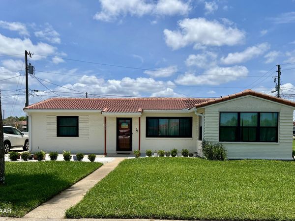 596 Robin Road, Unit A, Ormond Beach, FL 32176