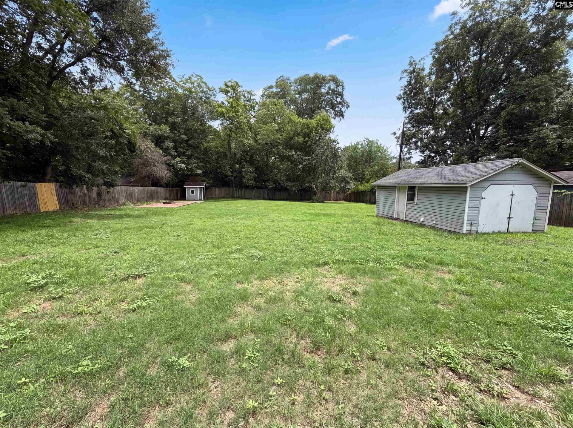 1558 Hazelwood Road  Photo 18