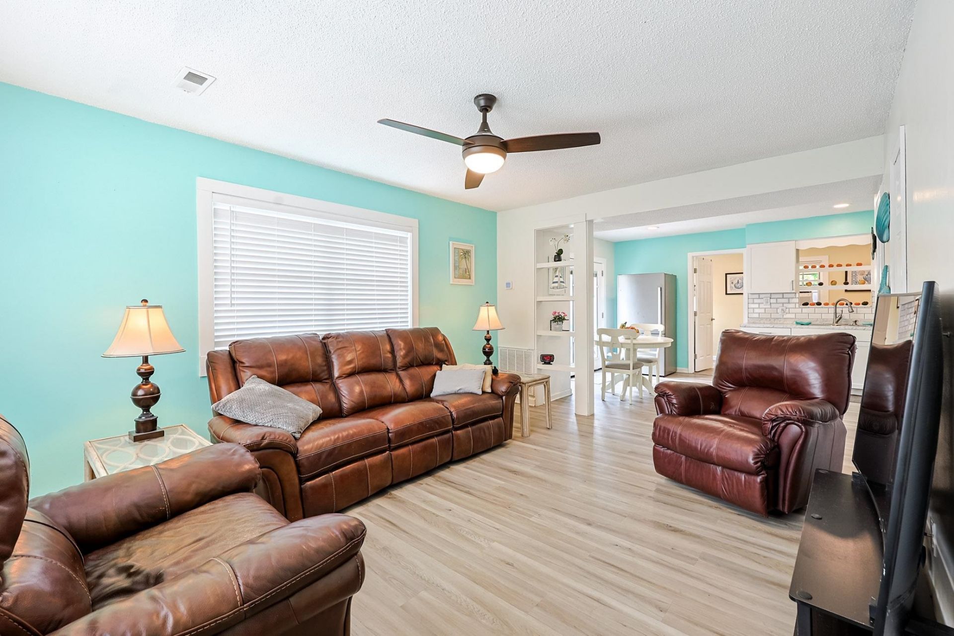 1604 Fawn Vista Dr. Photo 3