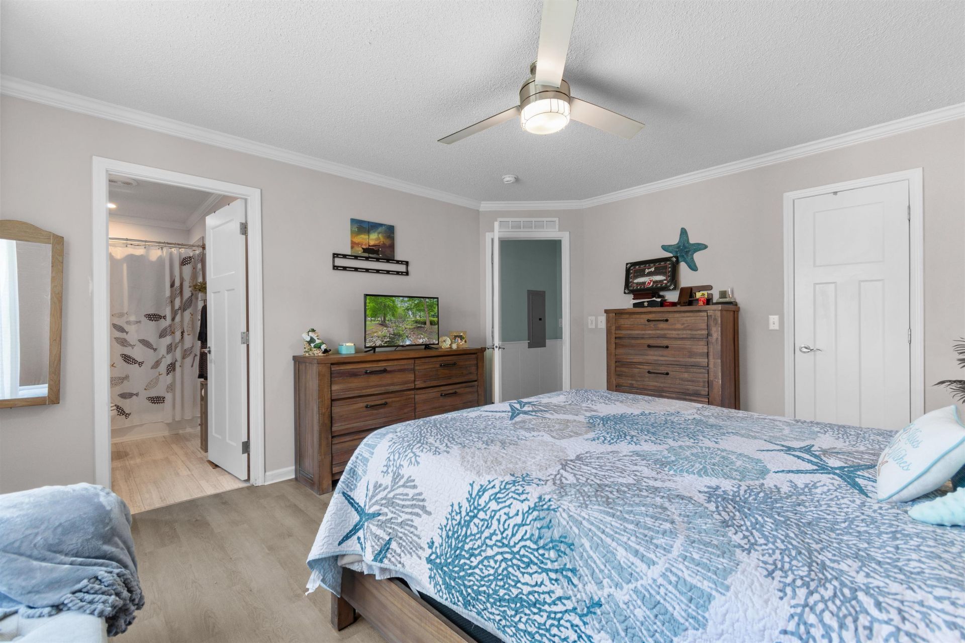 3027 Thoroughfare Ct  Photo 17