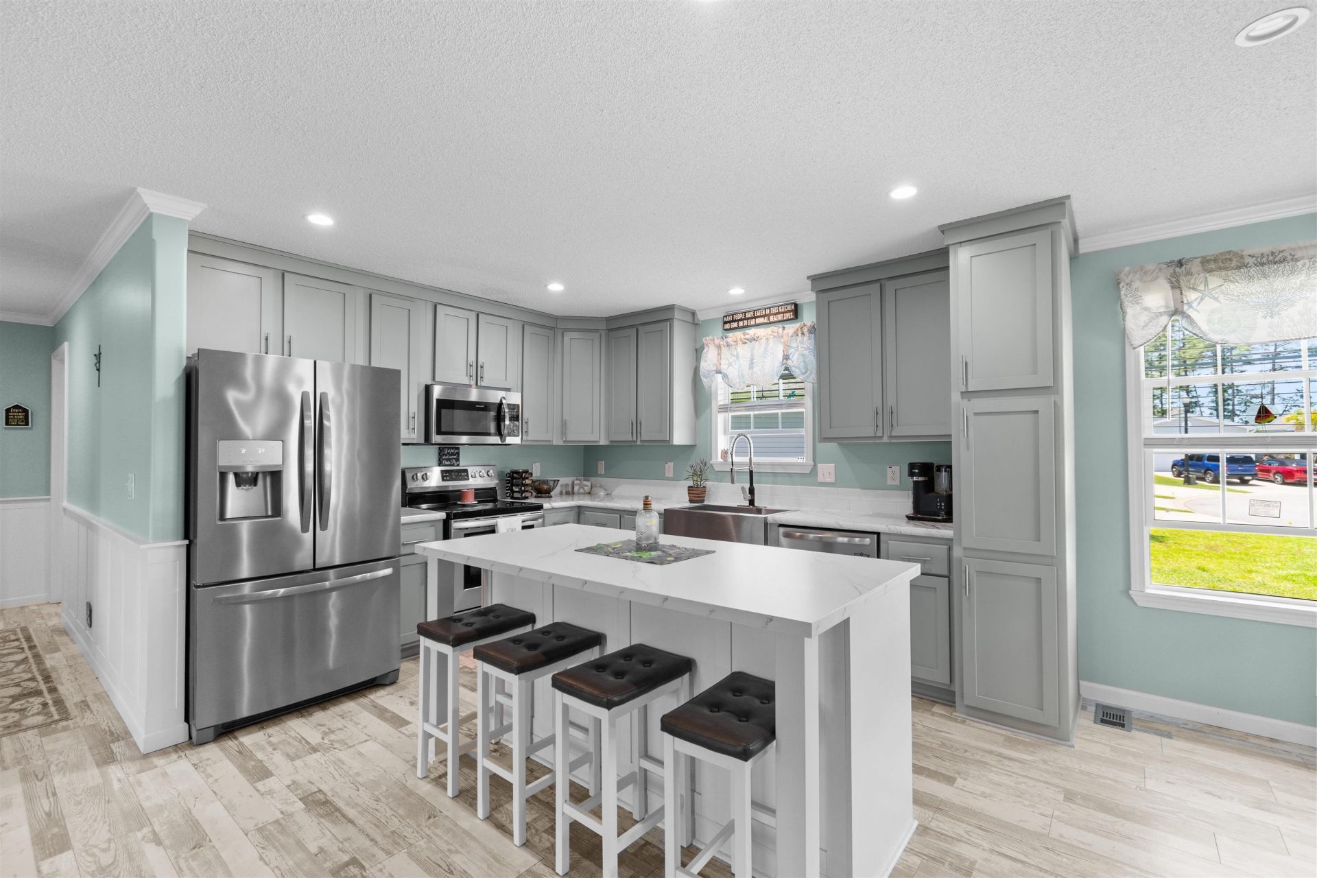 3027 Thoroughfare Ct Photo 8