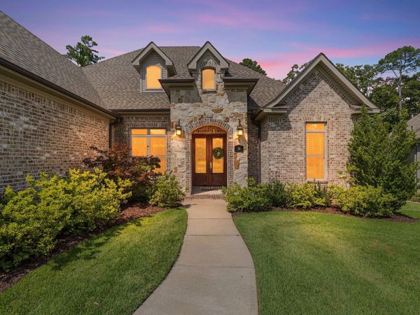 26 Ensbury Place, Little Rock, AR 72223