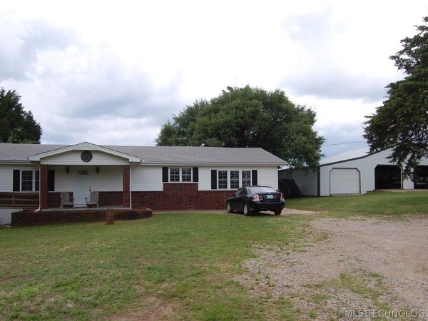 10390 Loblolly Road , Henryetta, OK 74437