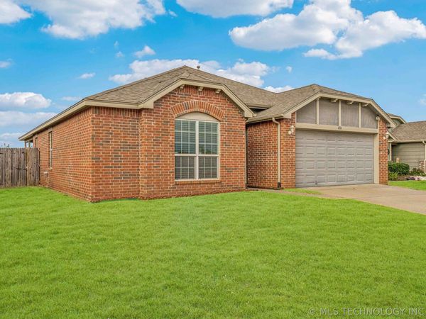 4114 S 181st East Avenue , Tulsa, OK 74134