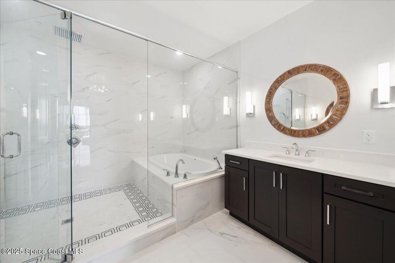 3031 Hafen Lane , Unit 306, Melbourne Beach, FL 32951 Photo