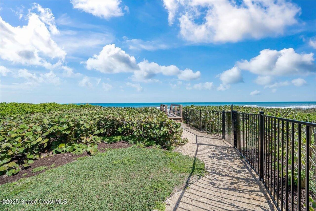 3031 Hafen Lane , Unit 306, Melbourne Beach, FL 32951 Photo