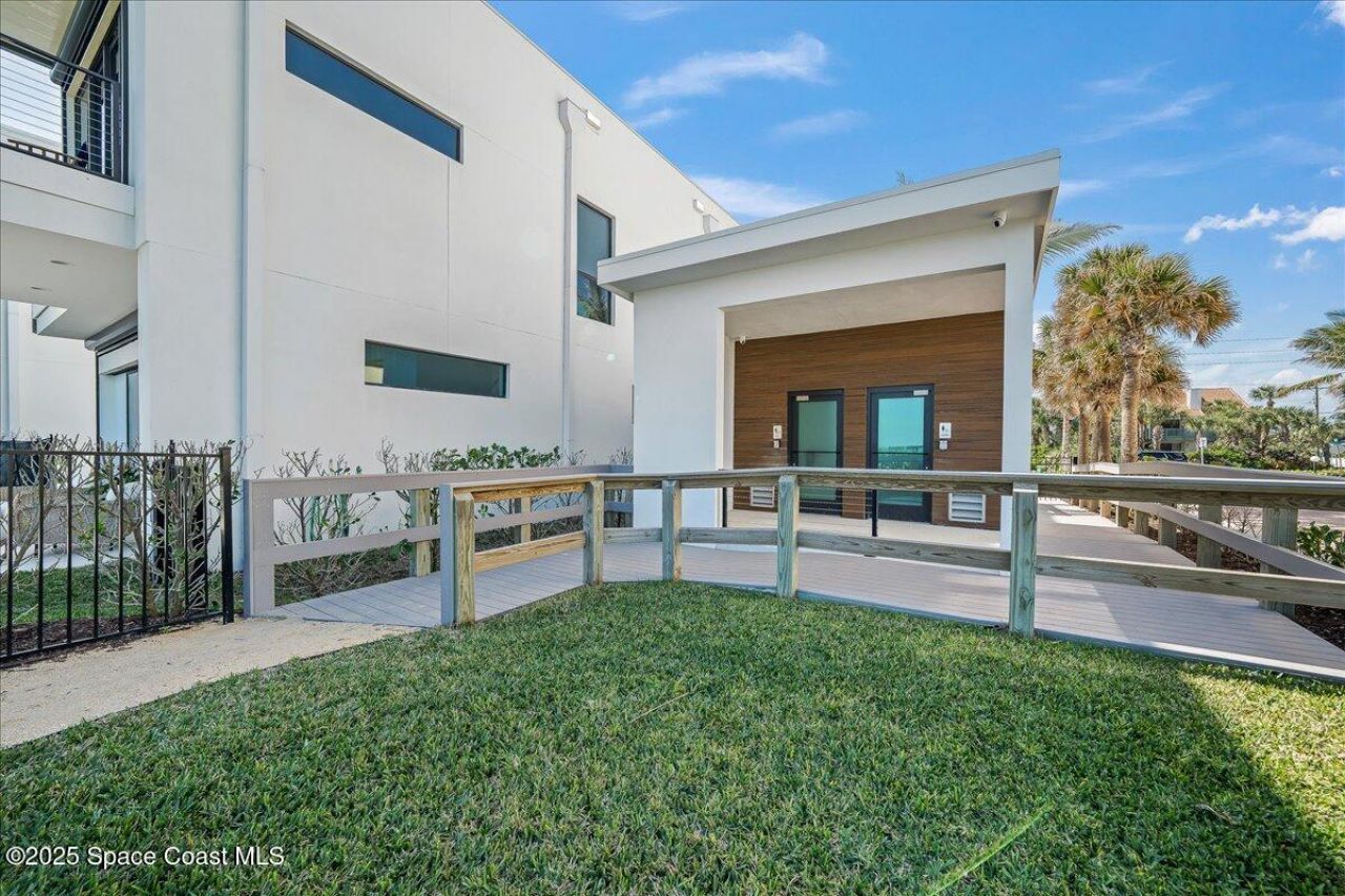 3031 Hafen Lane , Unit 306, Melbourne Beach, FL 32951 Photo