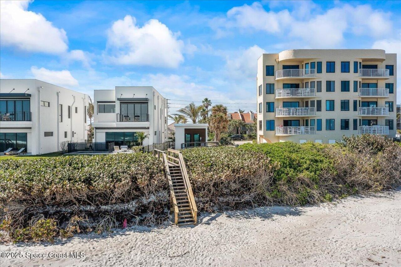 3031 Hafen Lane , Unit 306, Melbourne Beach, FL 32951 Photo