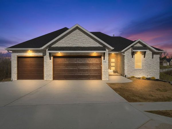 845 S Black Sands Avenue , Nixa, MO 65714