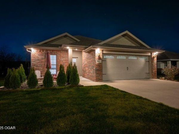 2515 S River Street , Carthage, MO 64836