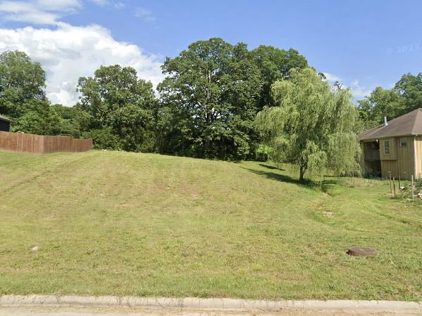 970 S S 21st Avenue , Ozark, MO 65721