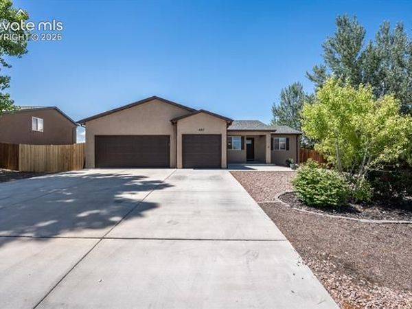 607 S Inca Drive, Pueblo, CO 81007