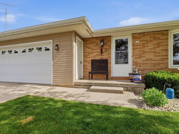 536 Monroe St, Reedsville, WI 54230
