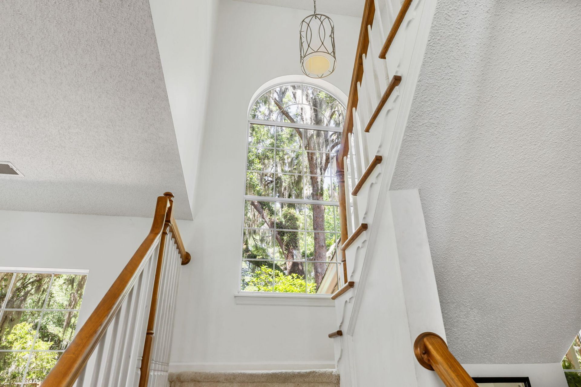 8514 Kennestone Lane Photo 10