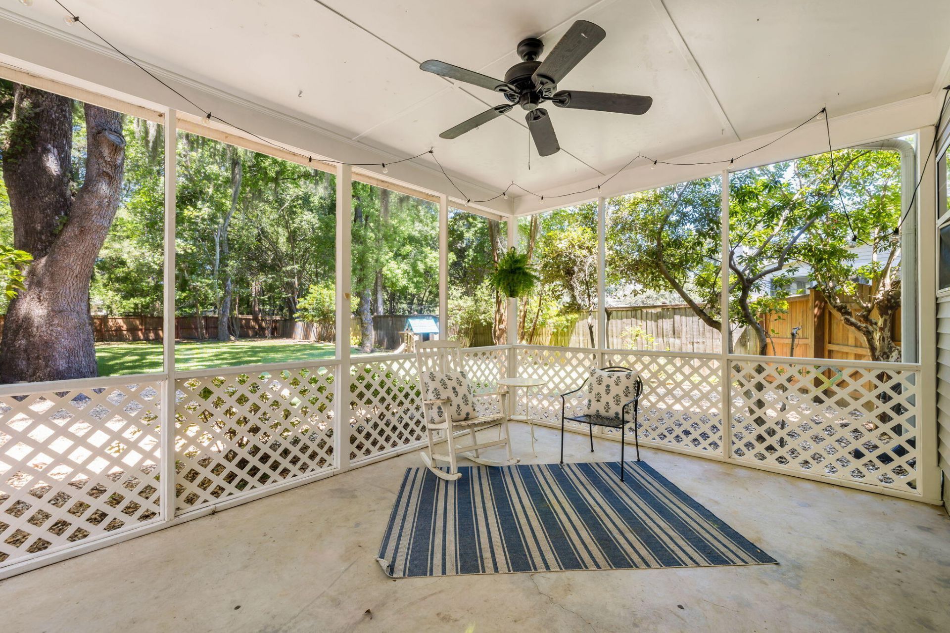 8514 Kennestone Lane Photo 17