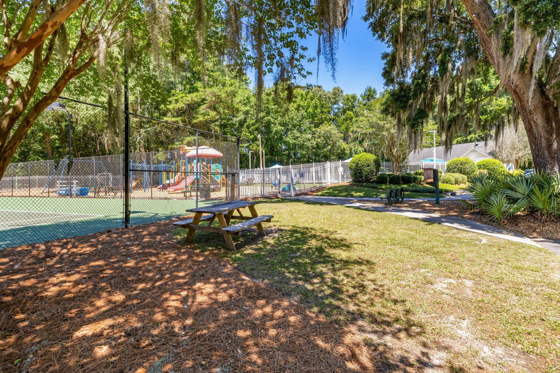 8514 Kennestone Lane Photo 26