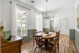 8514 Kennestone Lane photo 4