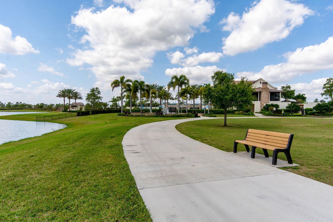 714 Hookline Circle, Loxahatchee, FL 33470 Photo