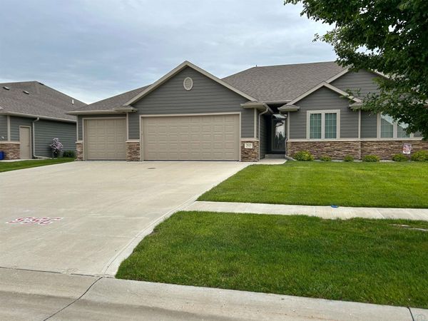 3820 Park Place, South Sioux City, NE 68776