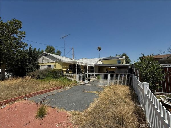 412 W 3rd , Rialto, CA 92376