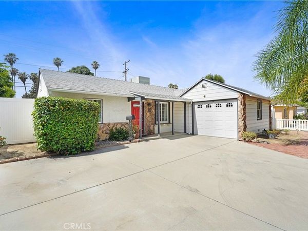 17516 Cantlay , Lake Balboa, CA 91406