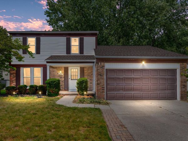 34180 Parkdale Street, Livonia, MI 48150