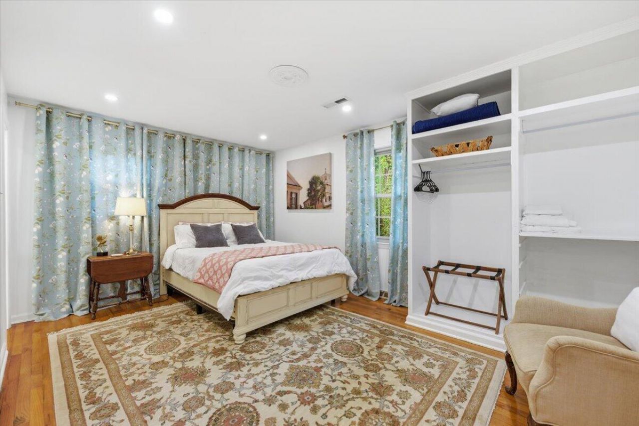 7 Andrea Court Photo 15