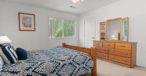 4056 Sycamore Way, Reno, NV 89502 Photo