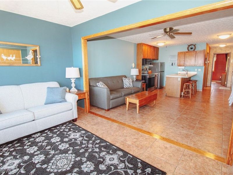 230 W Lakeshore Drive, Unit F, Port Clinton, OH 43452 Photo 4
