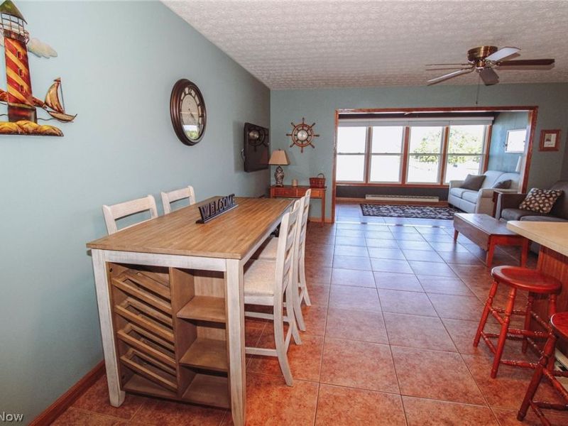 230 W Lakeshore Drive , Unit F, Port Clinton, OH 43452 Photo 8