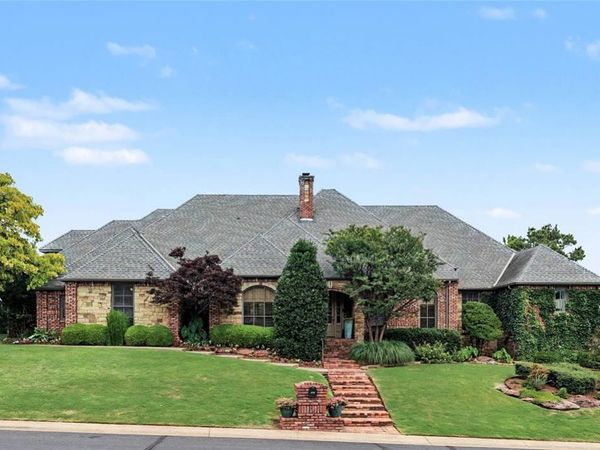 800 Shadow Wood Drive, Edmond, OK 73034
