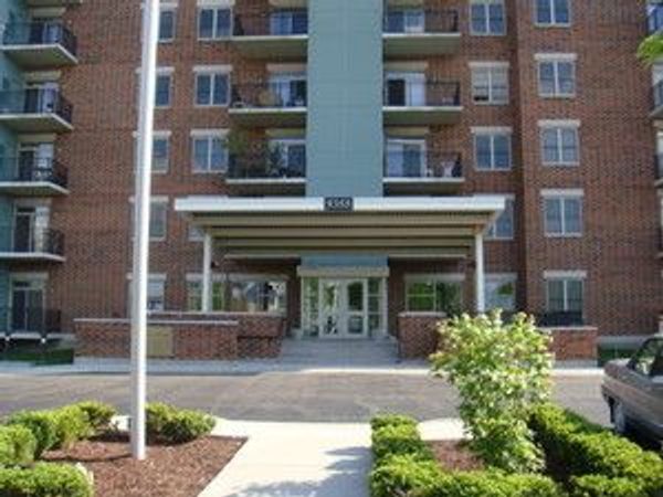 9355 Irving Park Road , Unit 213, Schiller Park, IL 60176