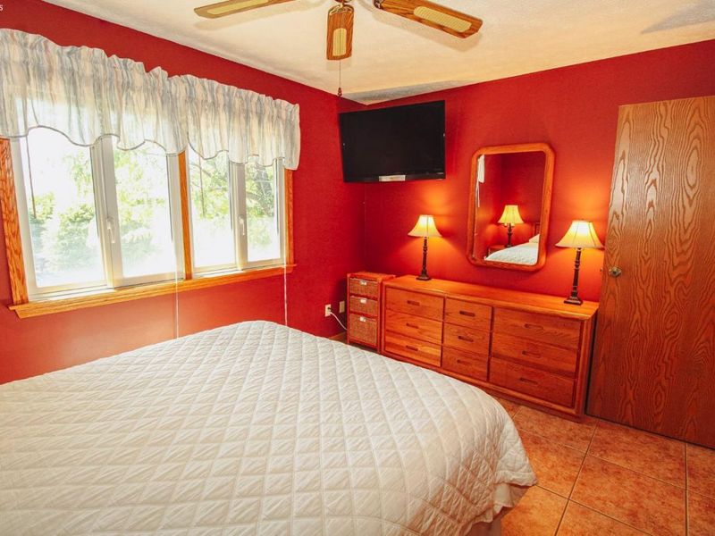 230 W Lakeshore Drive, Unit F, Port Clinton, OH 43452 Photo 13