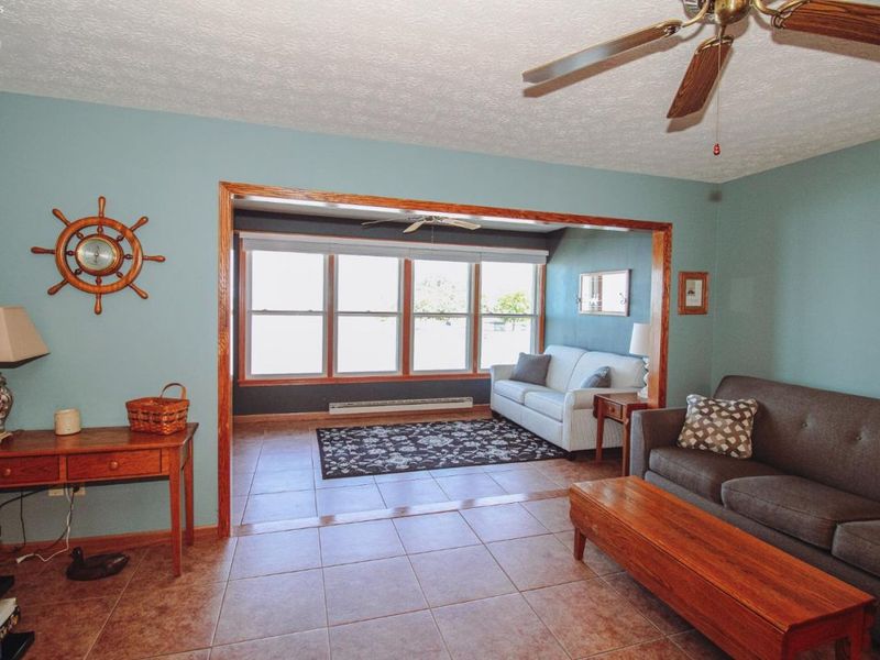 230 W Lakeshore Drive, Unit F, Port Clinton, OH 43452 Photo 3