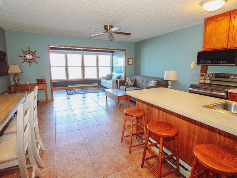 230 W Lakeshore Drive, Unit F, Port Clinton, OH 43452 Photo 8