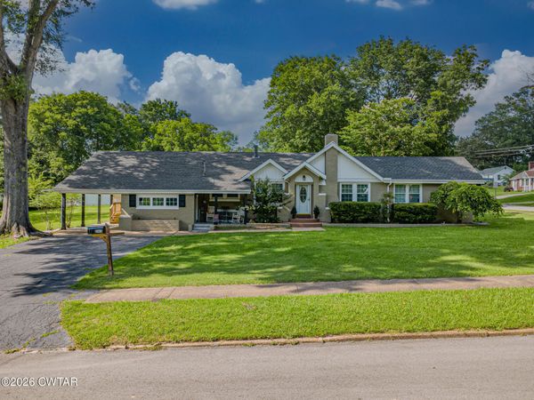 365 Benton Street , Huntingdon, TN 38344