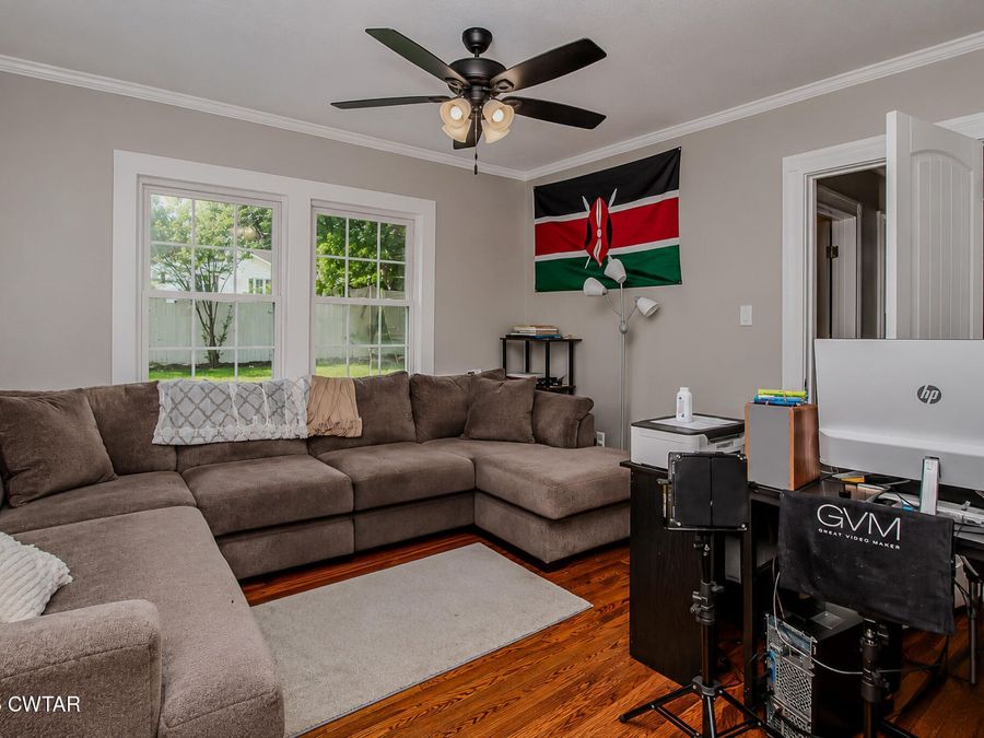 Property Image 9