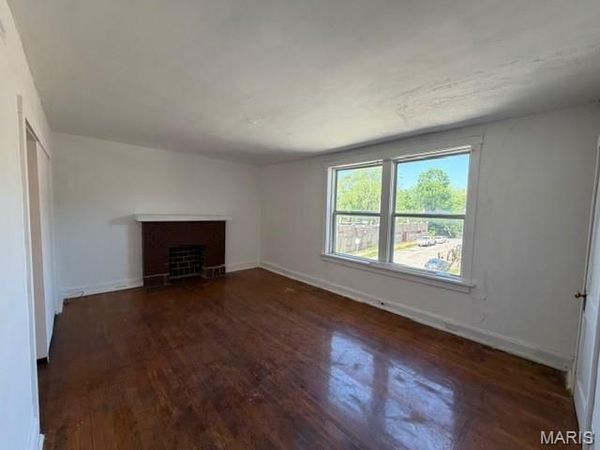 3226 Arsenal Street, St Louis, MO 63118